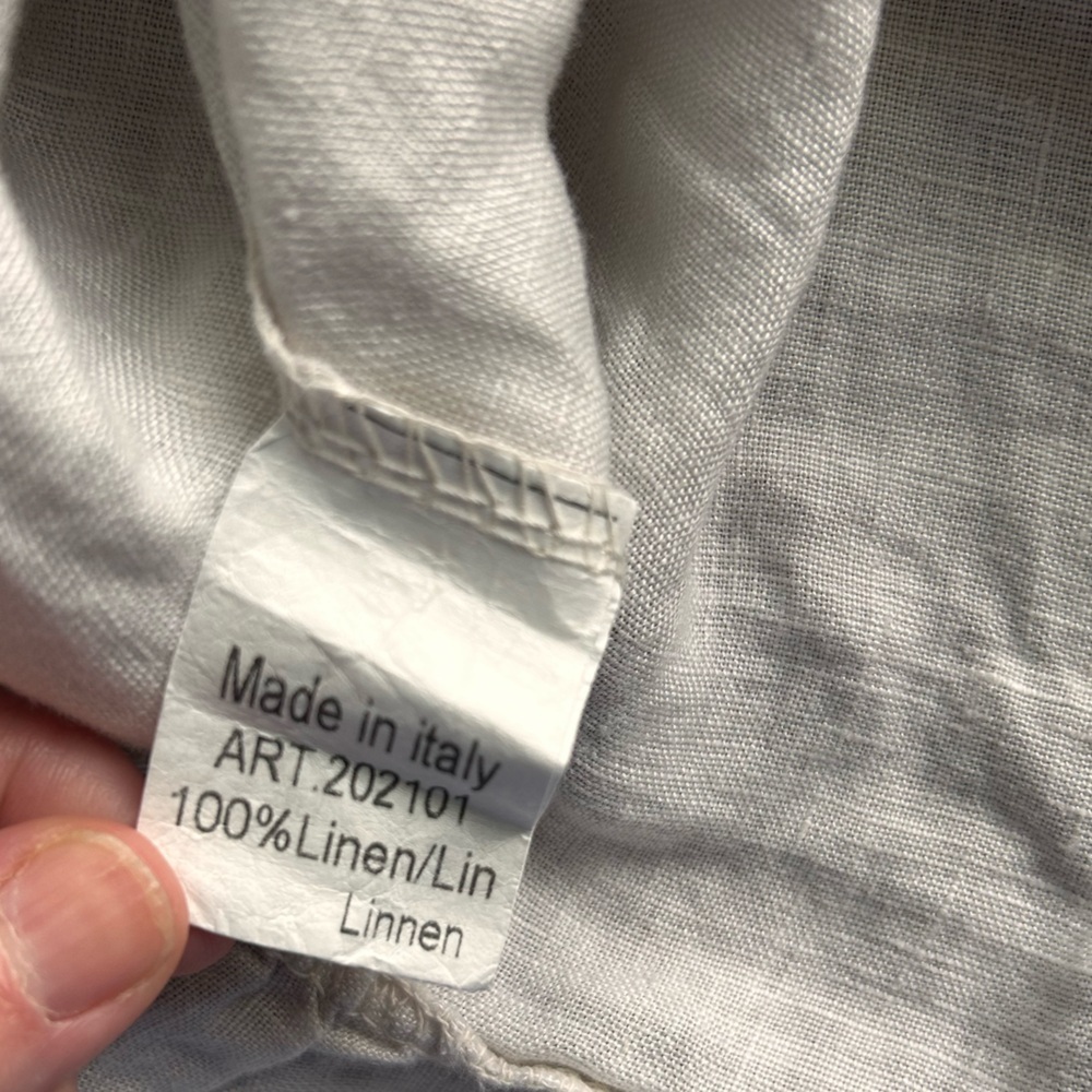 Elegant White Linen Blouse - Picture 4 of 8